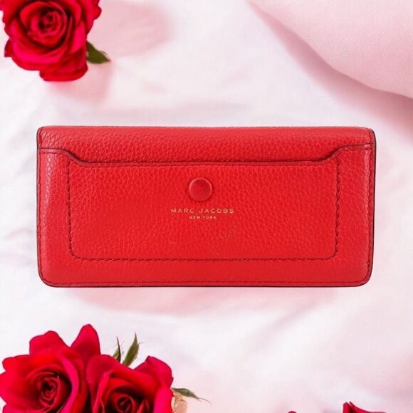 MARC JACOBS EMPIRE CITY LEATHER SNAP WALLET RED